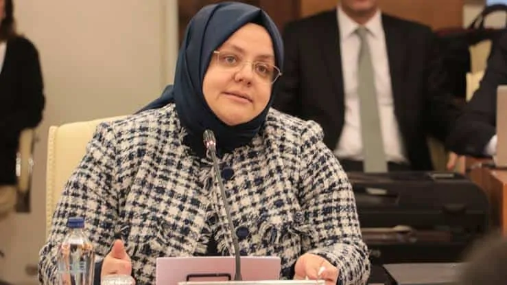 Bakan Zehra Zümrüt Selçuk’tan EYT Açıklaması Geldi!