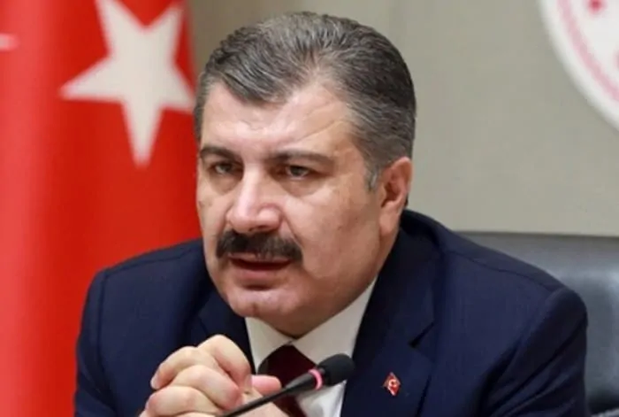 Sağlık Bakanı Fahrettin Koca 65 Yaş Üstü İçin Seyahat Müjdesi Verdi!