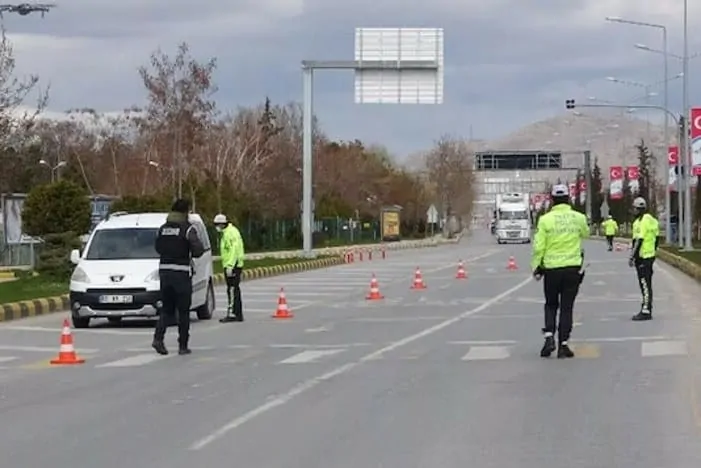 27 – 28 Haziran Hafta Sonu Sokağa Çıkma Yasağı Uygulanacak!