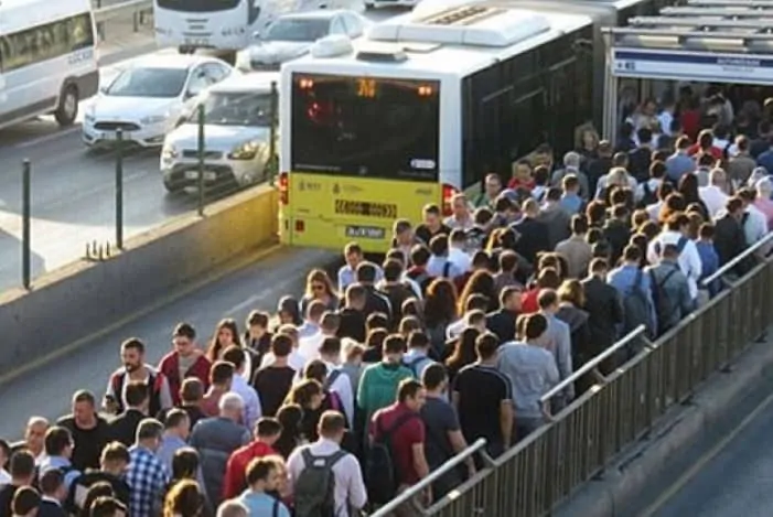 Toplu Taşıma Araçlarında % 50 Yolcu Zorunluluğu Kaldırıldı!