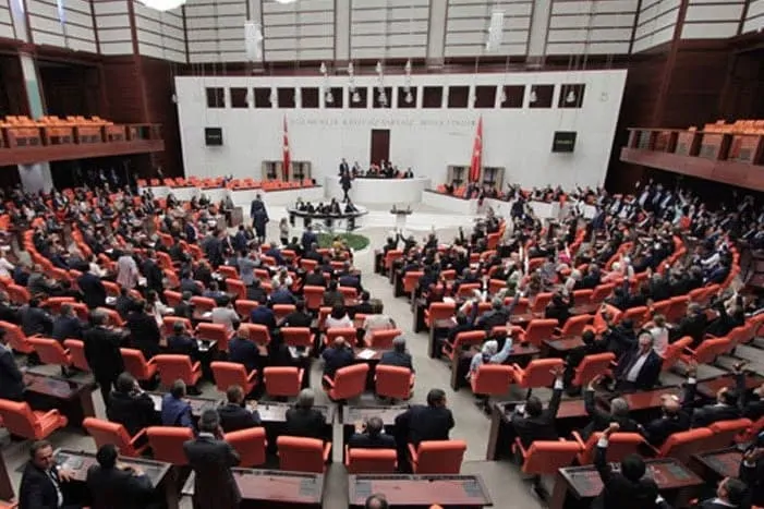 Yeni Torba Yasa TBMM’de Kabul Edildi!