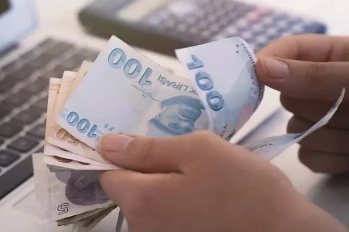 Kısa Çalışma Ödeneği Alarak Tam Mesai Yaptırılır mı?