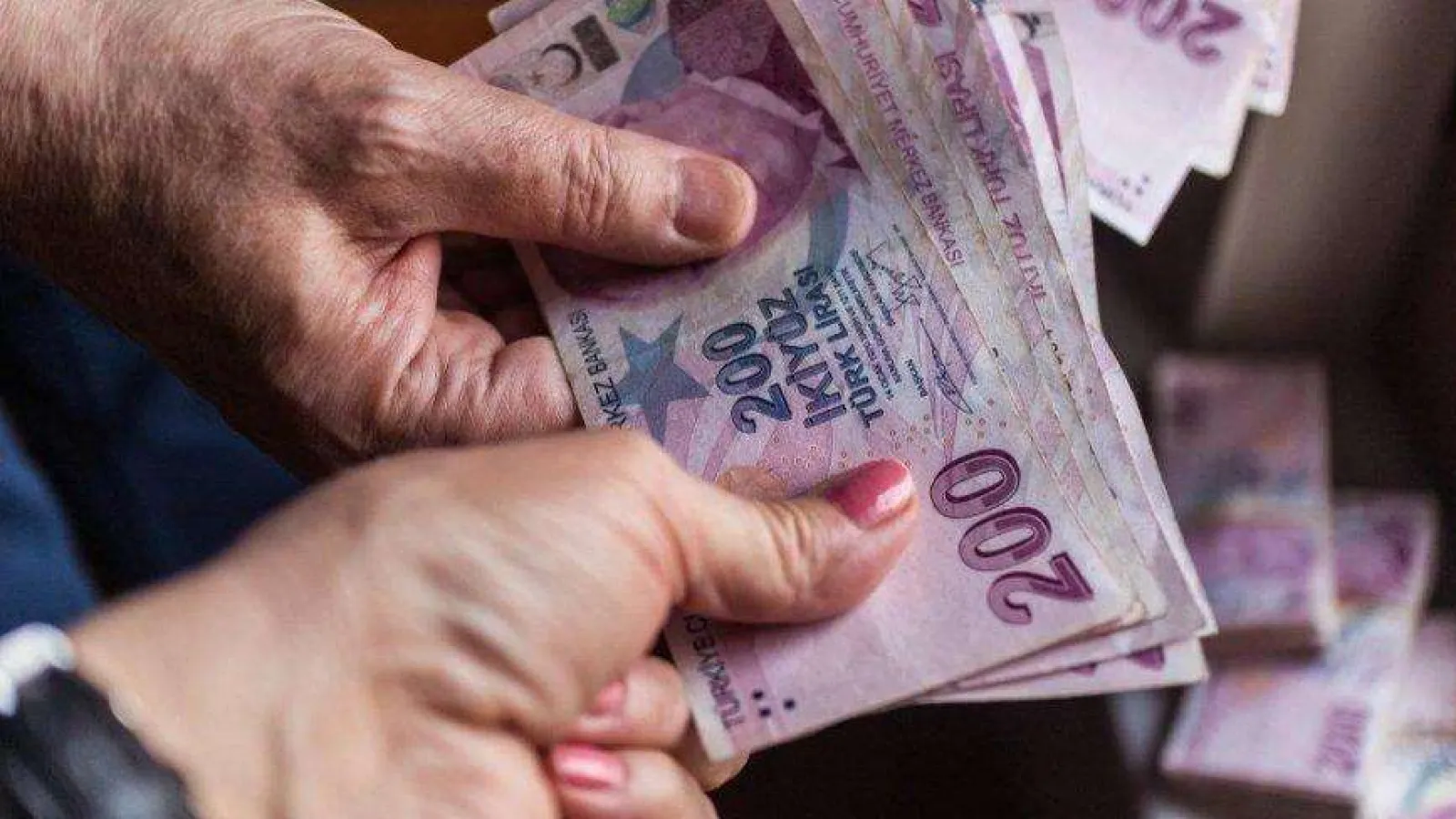 emekliler tekrar çalışırsa maaşı kesilir mi