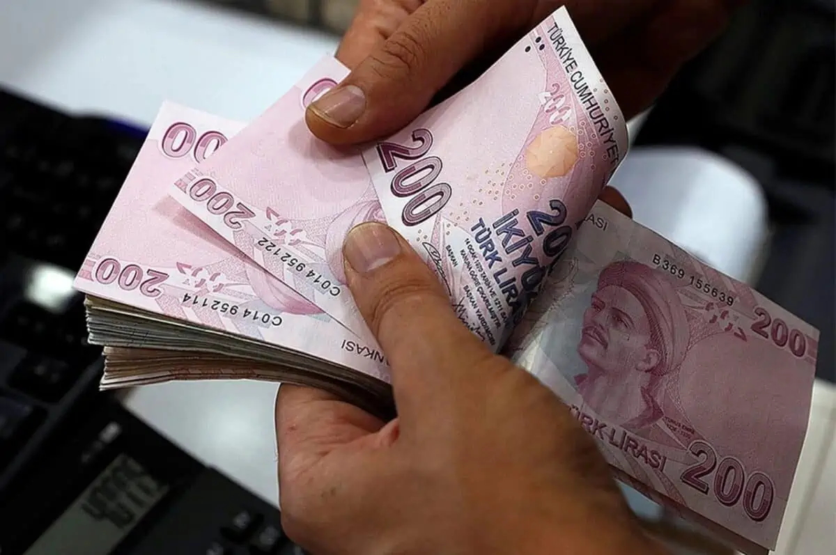 Emekli Maaşı Alanlara Ek Ödeme Kapısı Açıldı! 3 Maaş Birlikte Alınabilecek!