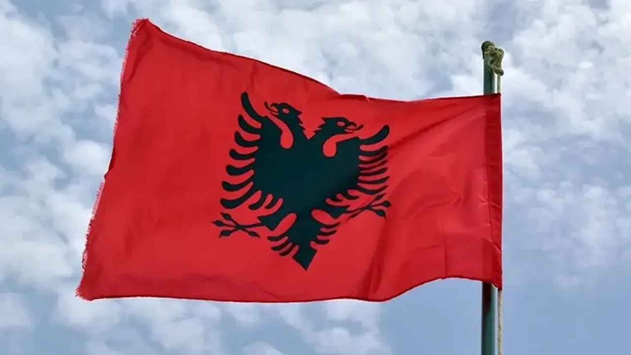 Dedem Arnavut Göçmeni, Vatandaşlık Alabilir miyim? 2024 GÜNCEL